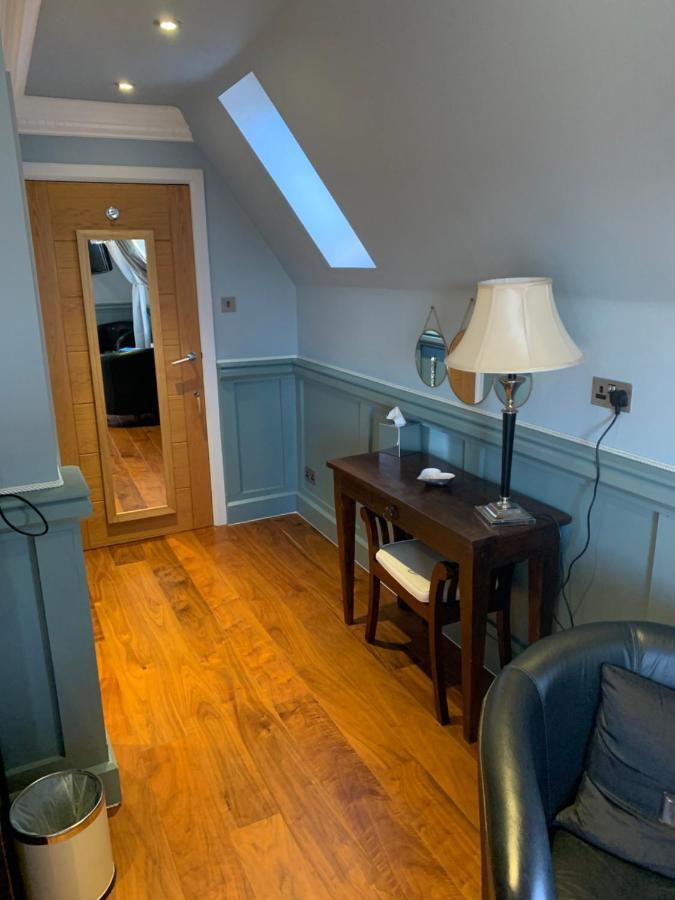 ホテル Corrie House Craobh Haven エクステリア 写真